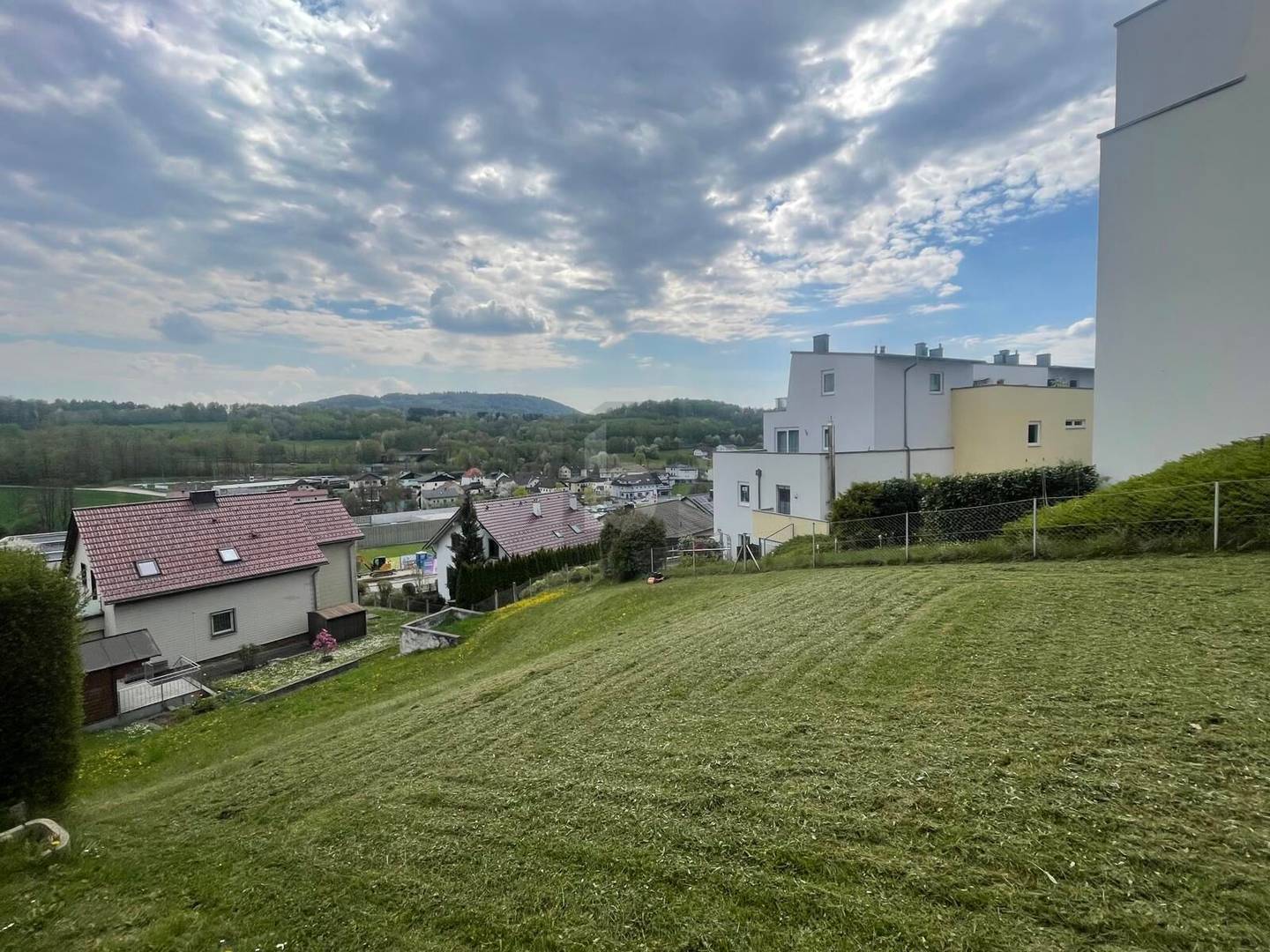 Familienwohnung ruhig und grün nahe Linz