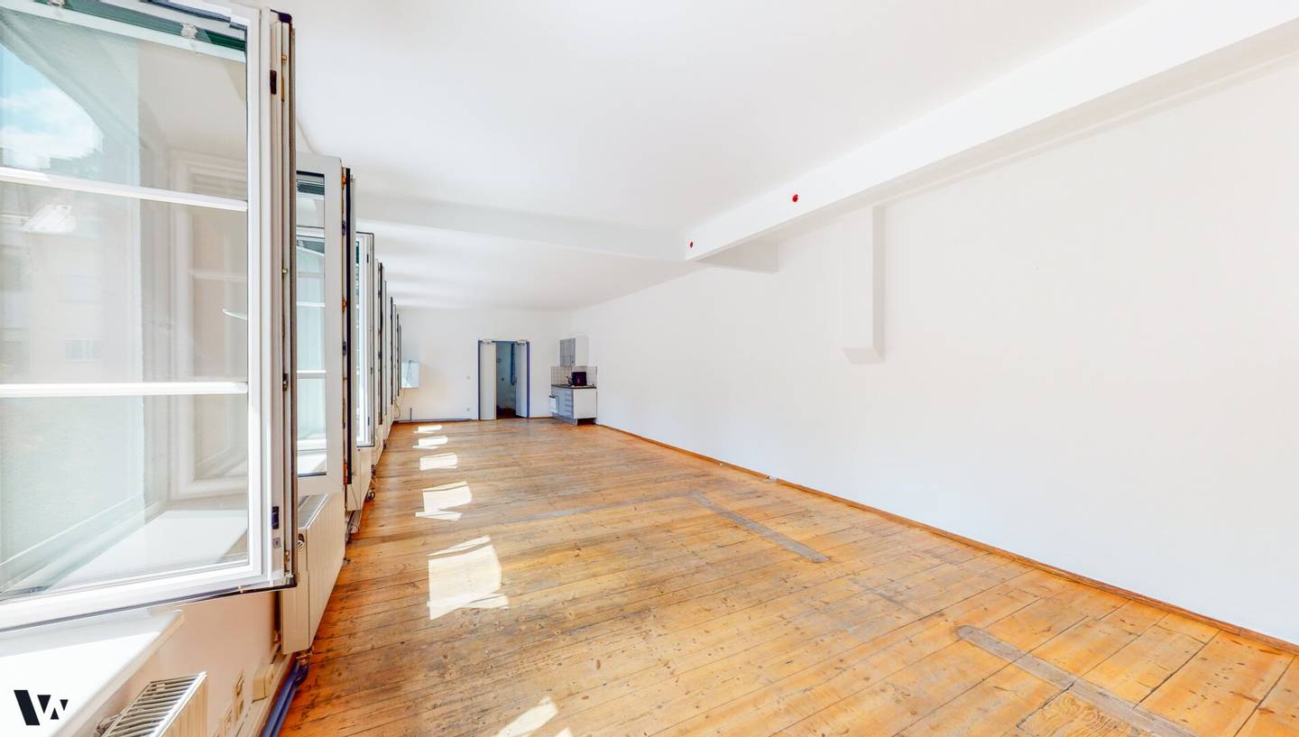 Office in the Loft | Unique Courtyard House with Spacious Garage in WIEN-NEUBAU