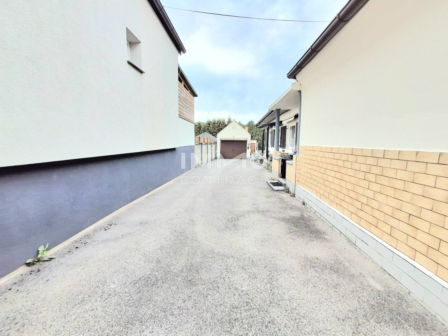 Haus mit 2 Einheiten & Garten
