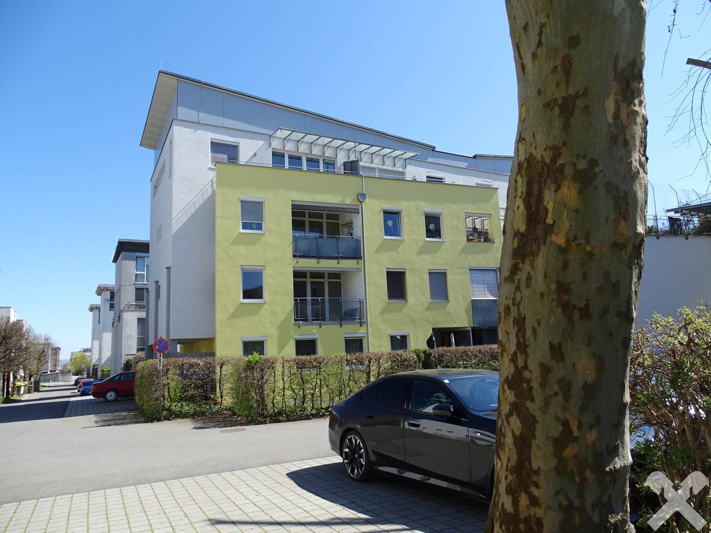 Wohnung im Zentrum mit Loggia und Tiefgaragenplatz