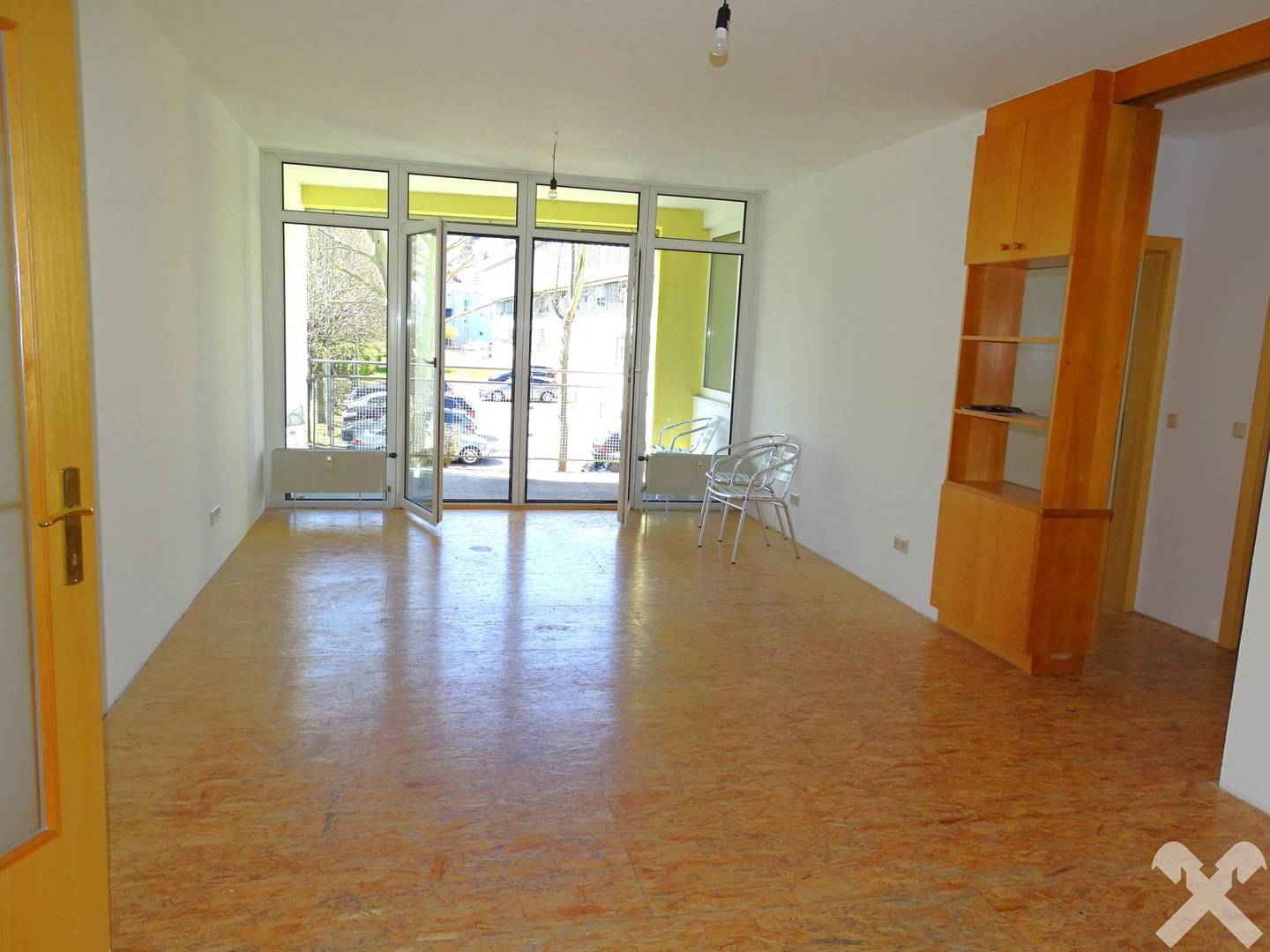 Wohnung im Zentrum mit Loggia und Tiefgaragenplatz