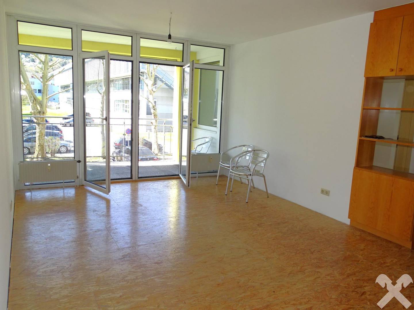 Wohnung im Zentrum mit Loggia und Tiefgaragenplatz