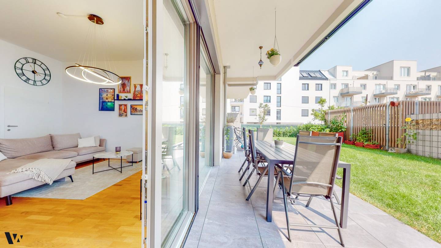TRAUMHAFTE 4-ZIMMER-GARTENMAISONETTE MIT TOP-AUSSTATTUNG & GARAGENPLATZ | 5 MINUTEN ZUR LOBAU