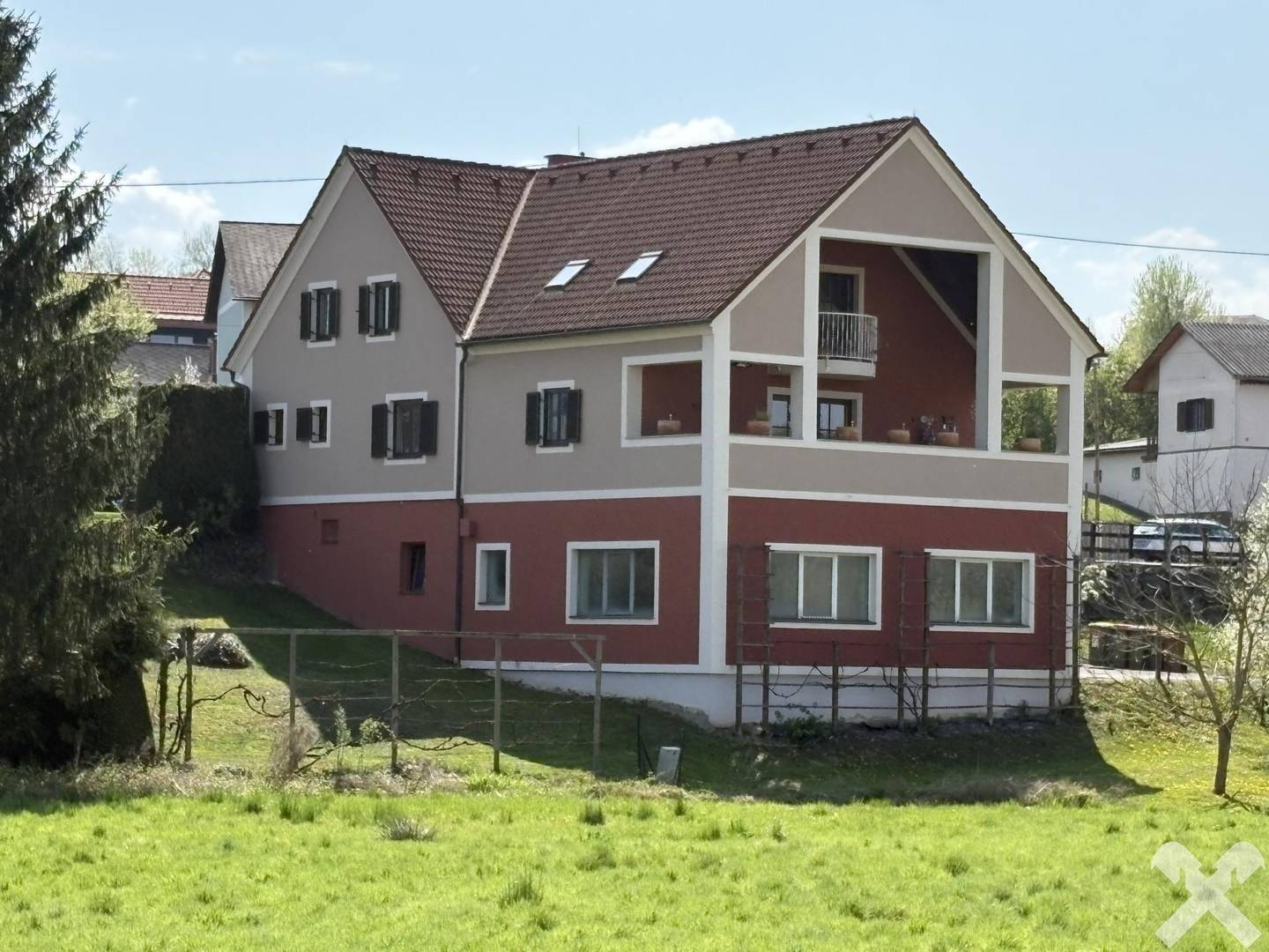 Familienhaus mit Einliegerwohnung in Fehring