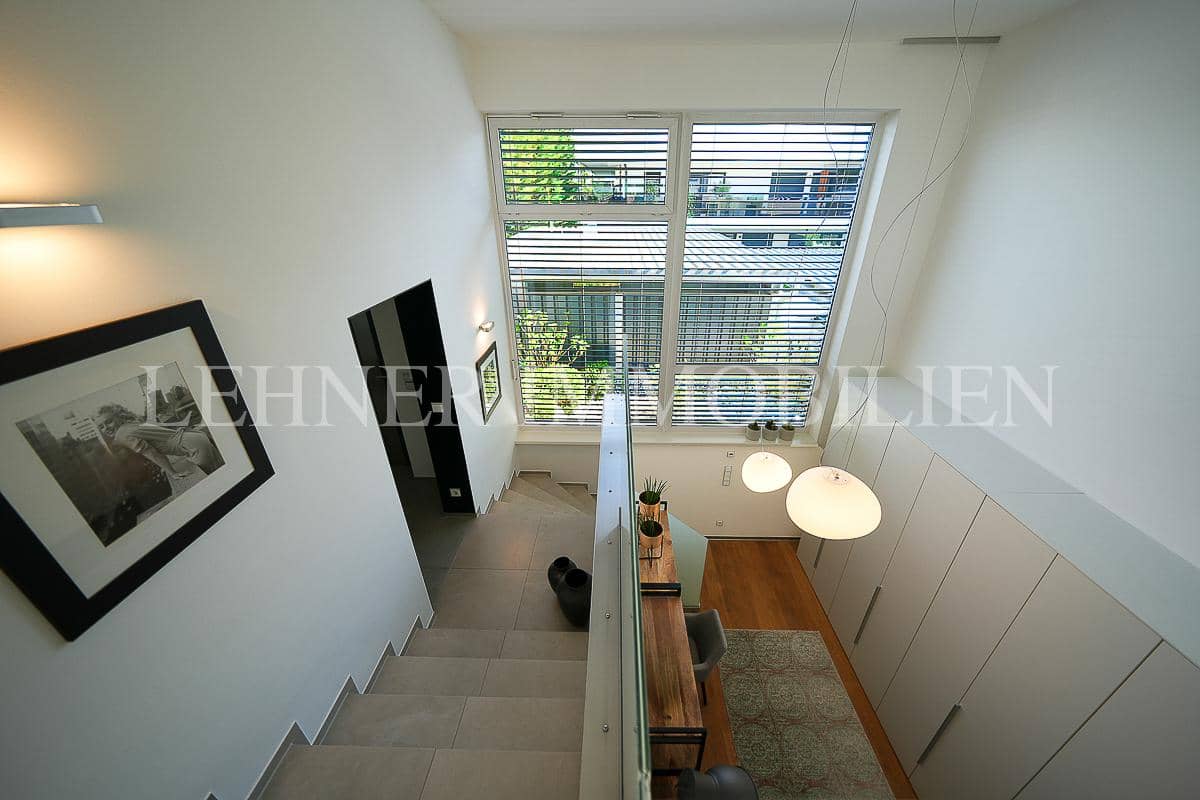 Loft apartment near Schloss St Martin private garden