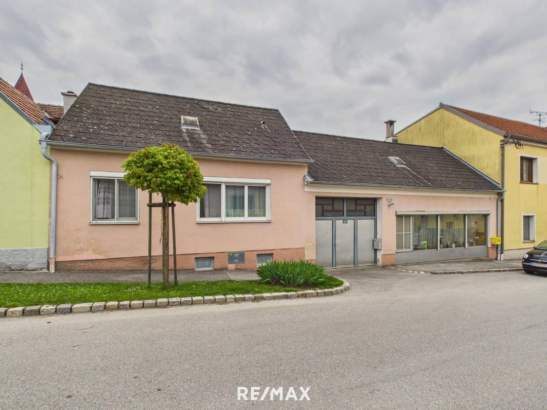Renovierungsbedürftiges EFH Hundsheim