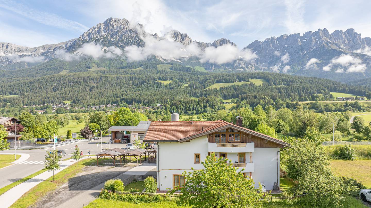 Apartment House with Kaiser View, Ellmau