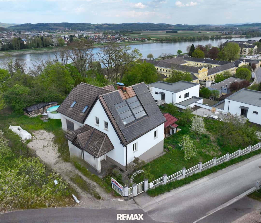 Haus mit Garten & Donau-Blick