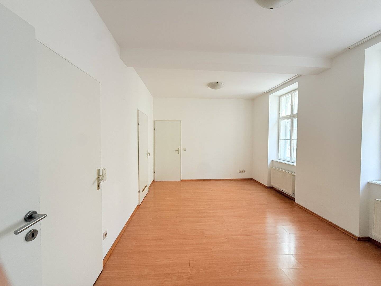 Apartment in historic building with lift