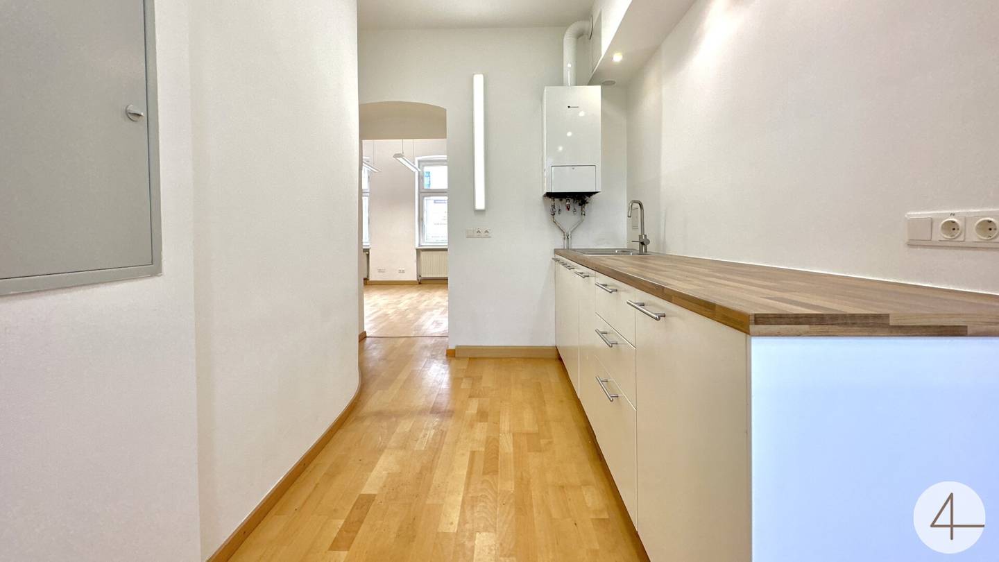Commercial Space 223m² Liesing