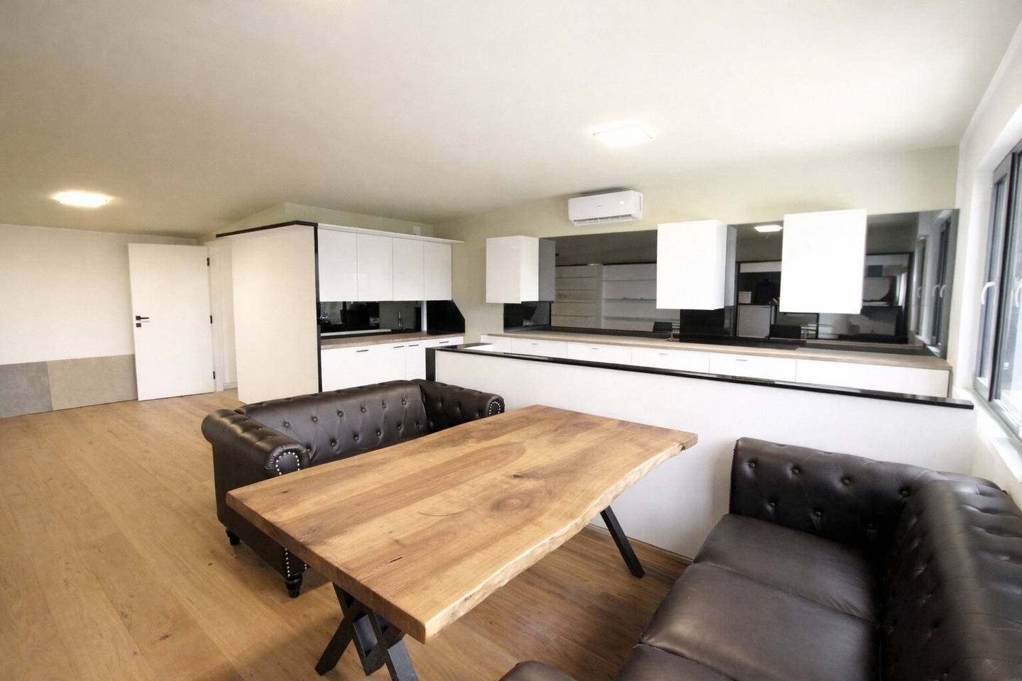 Modernes Büro Himberg 46m²
