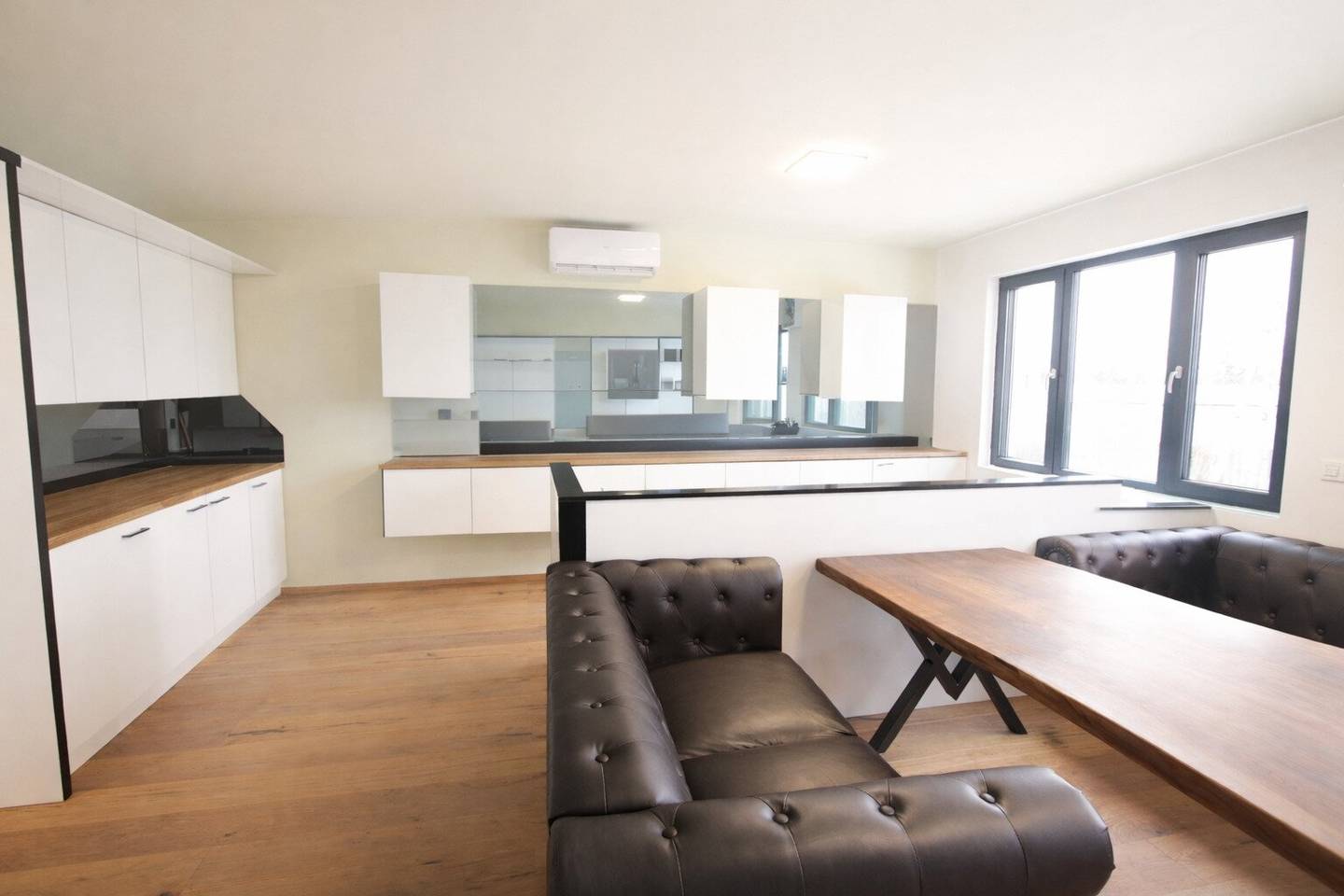 Modernes Büro Himberg 46m²