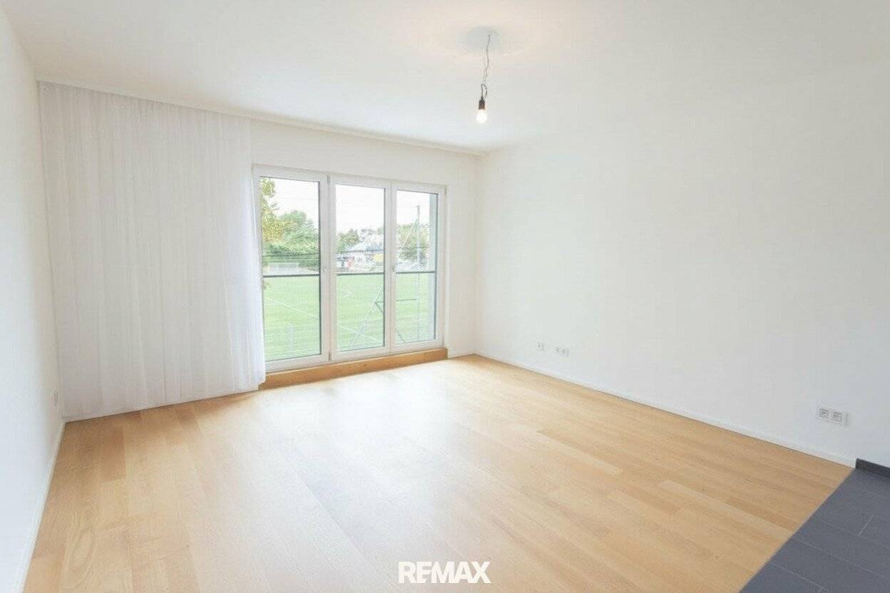 First occupancy apartment near Süßenbrunn golf course