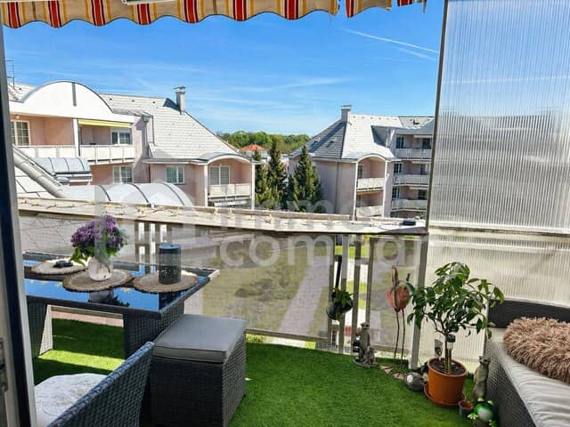 Dachgeschosswohnung mit Balkon modernisiert in zentraler Lage