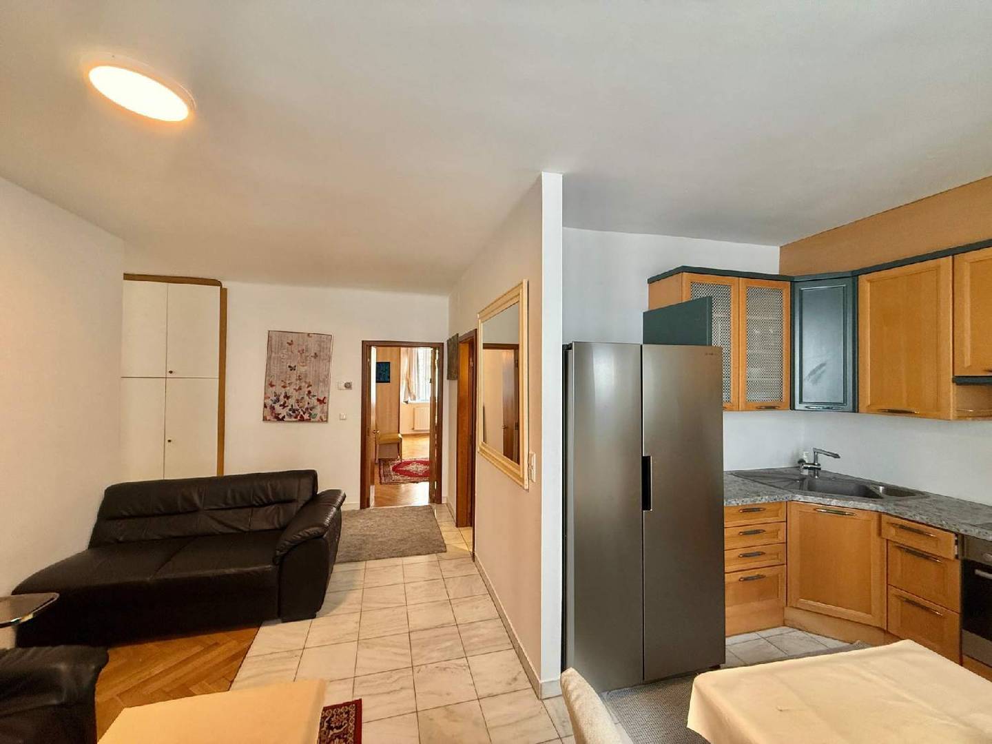 Apartment near Stephansplatz balcony furnished
