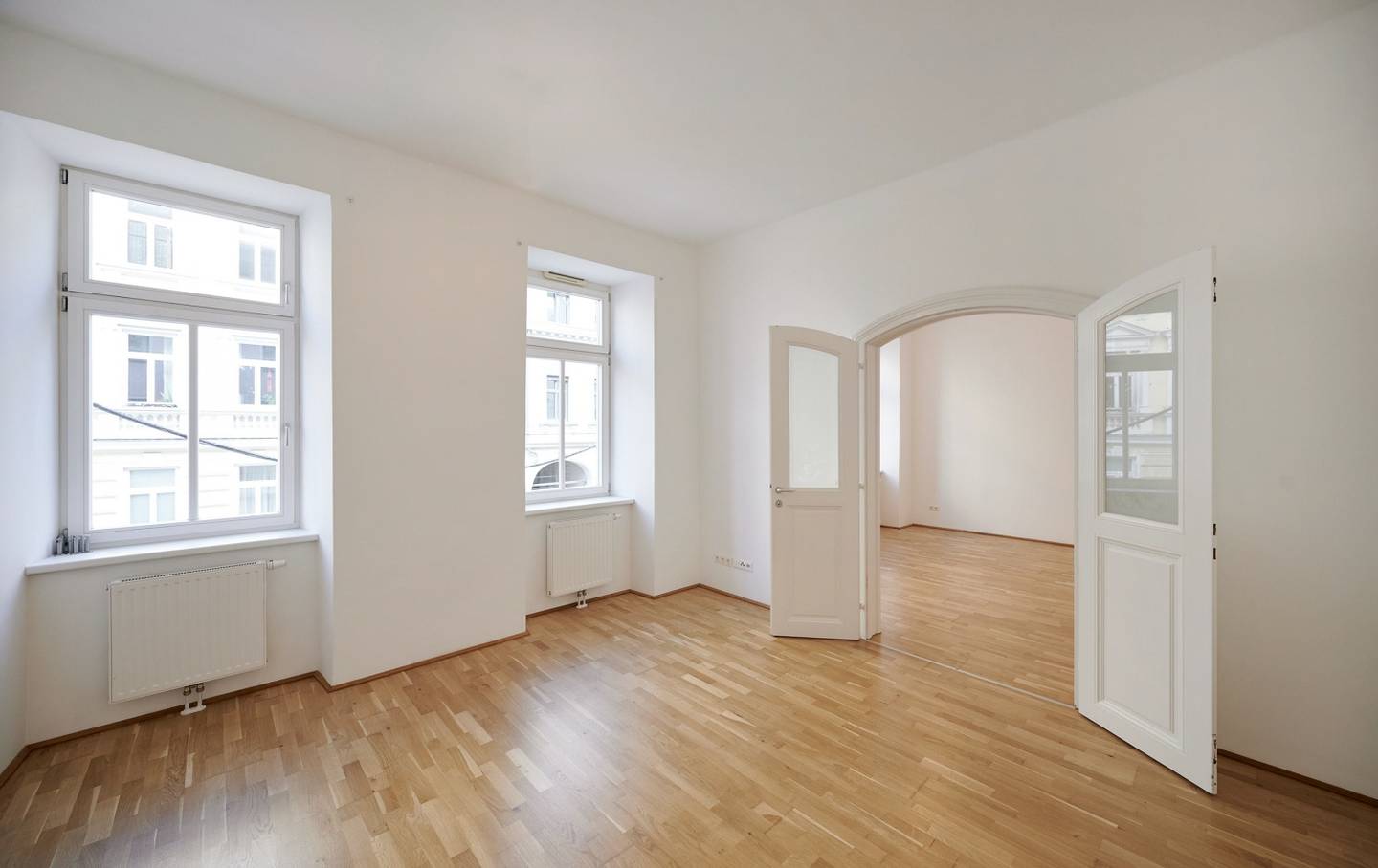 Renovated quiet apartment with good layout