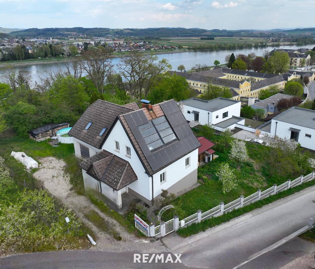 Einfamilienhaus mit Donau-Blick