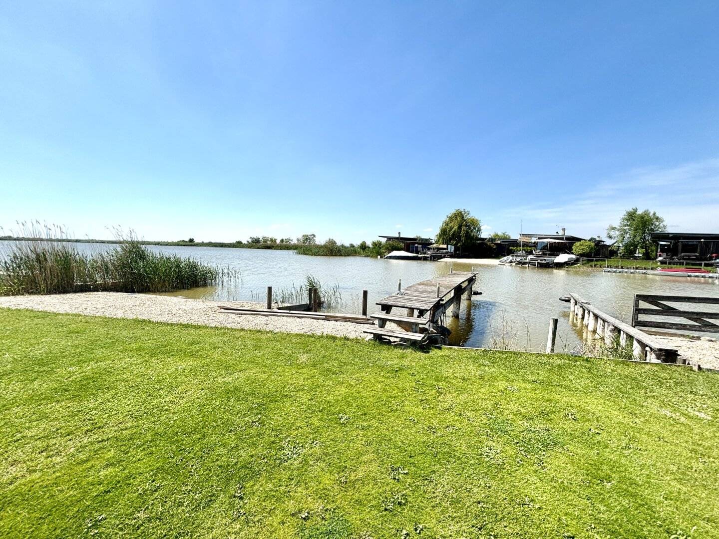 Lakeside House with Lake View in Jois