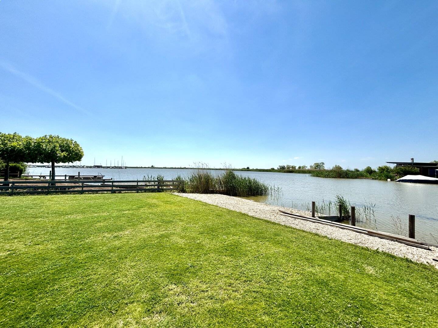 Lakeside House with Lake View in Jois