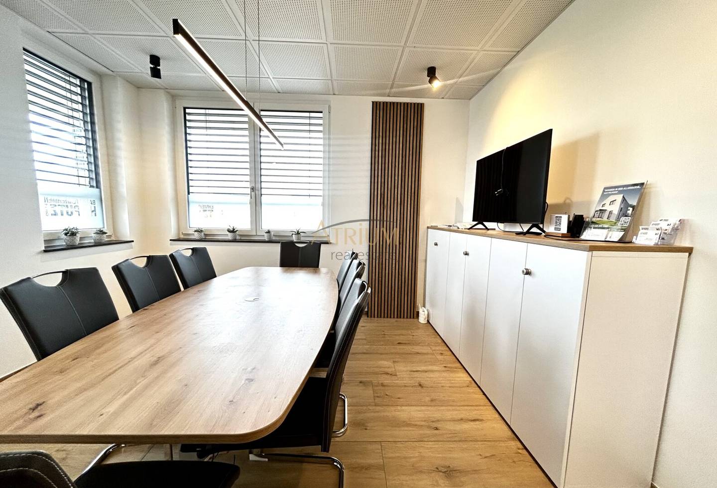 New office 66m² + balcony in Baden