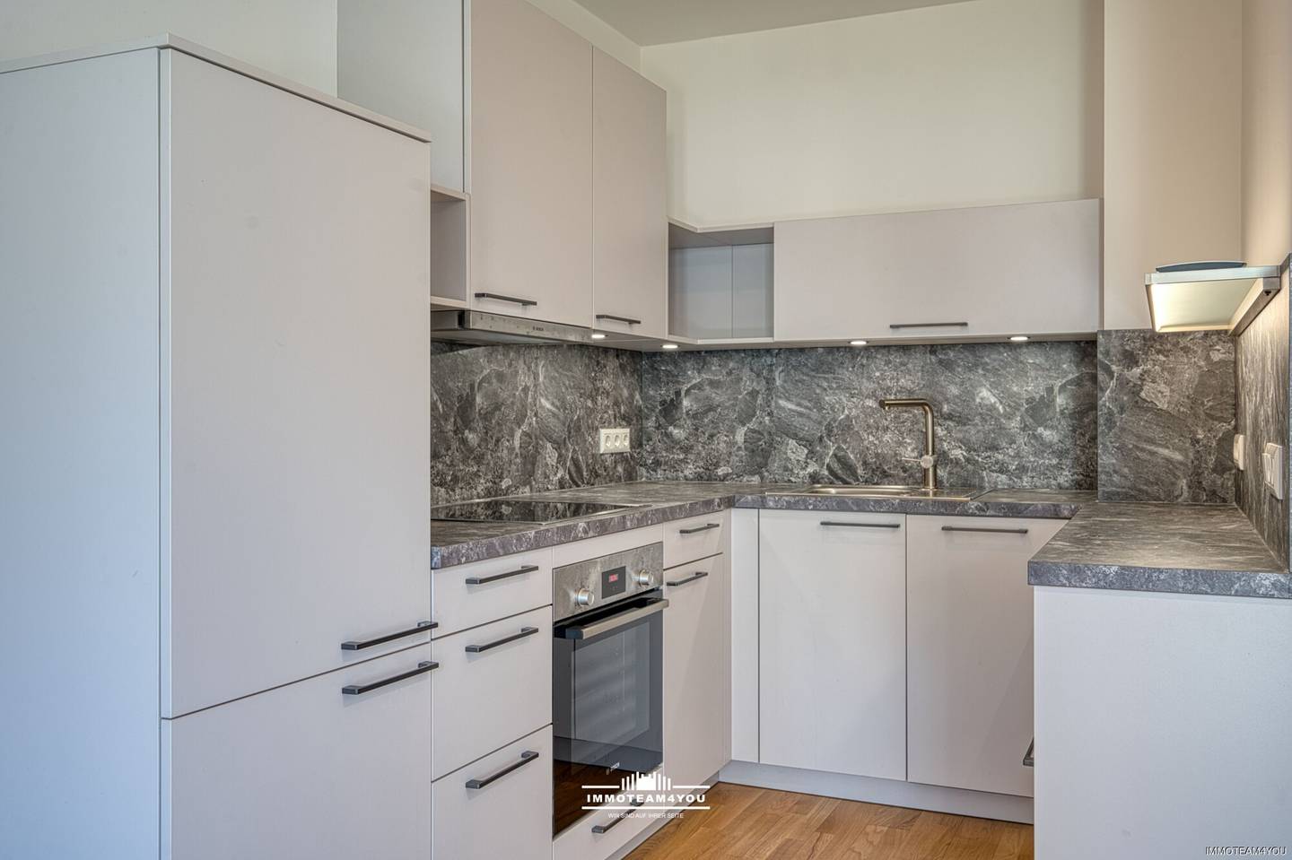 Apartment with terrace and underground parking