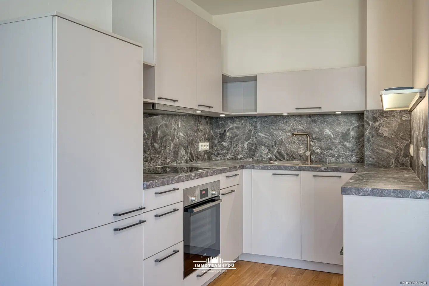 Apartment with terrace and underground parking
