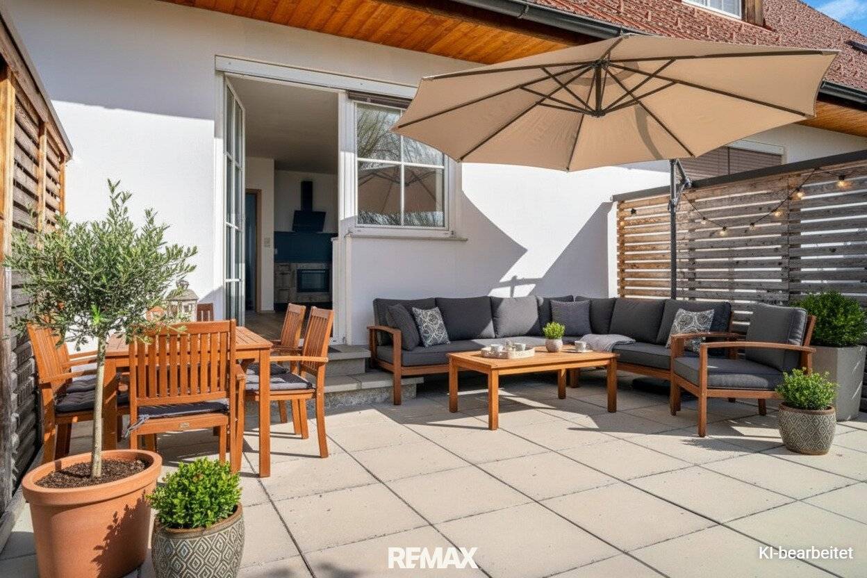 Maisonettewohnung mit Terrasse und Carport