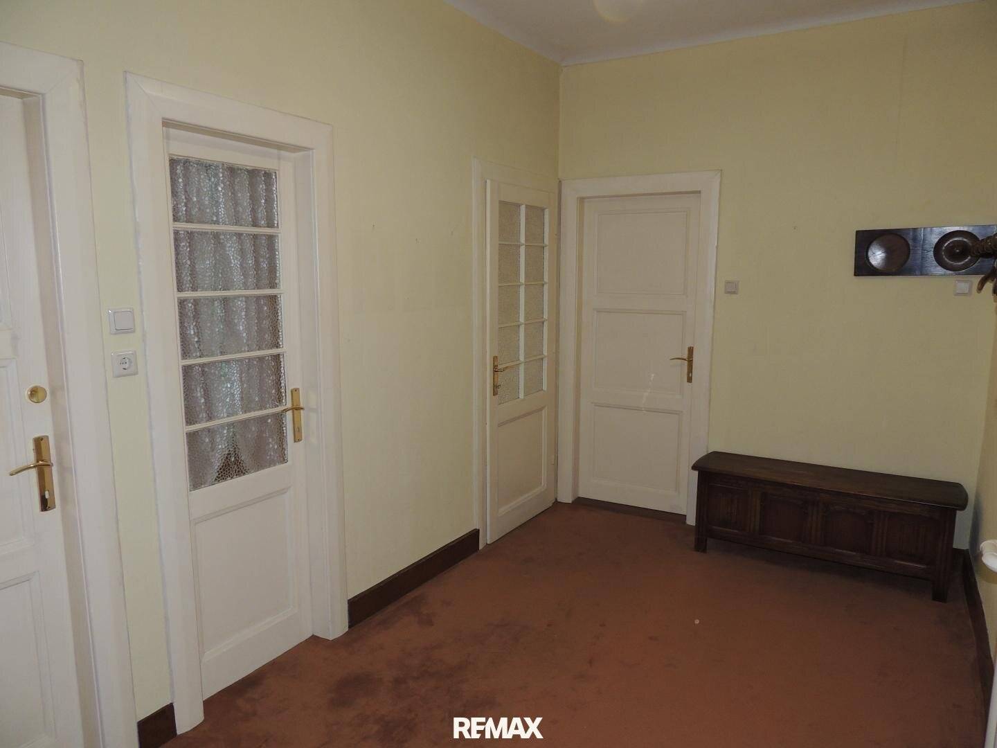 Großzügige 4 Zimmer Wohnung nahe LKH Tegetthoffplatz