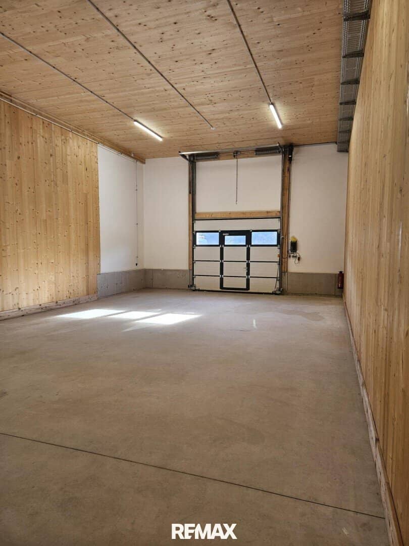 Lager 10 in einem neu errichteten Komplex im Gewerbepark Gröbming