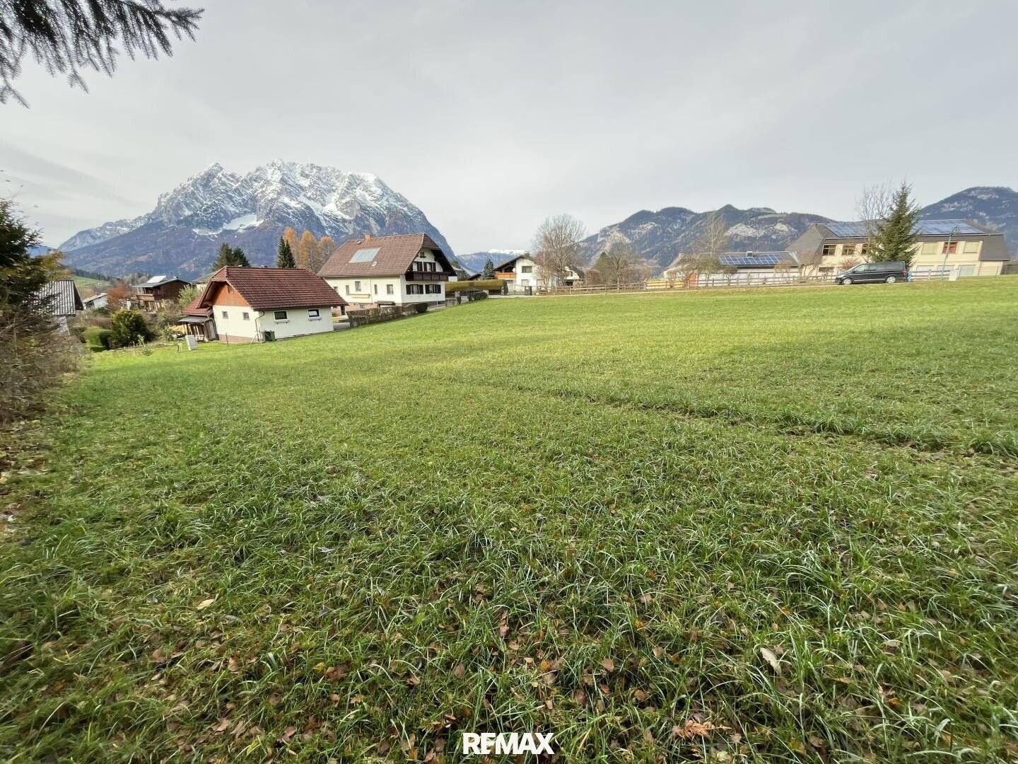 großzügiges Grundstück in Traumlage, teilbar
