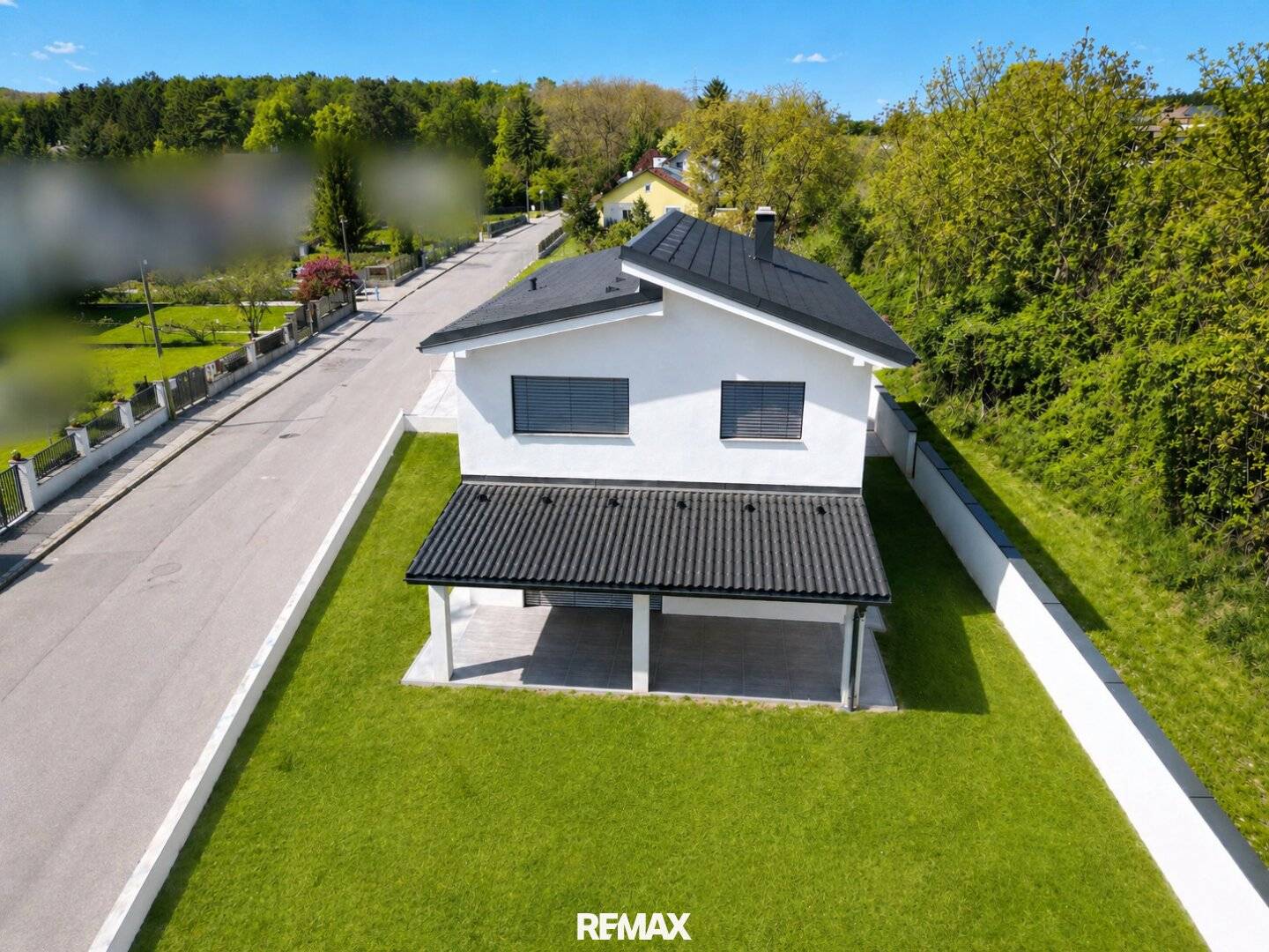 NEUBAU-ERSTBEZUG in Bad Sauerbrunn – modernes Einfamilienhaus mit Garten, Terrasse, Carport & Top-Ausstattung!