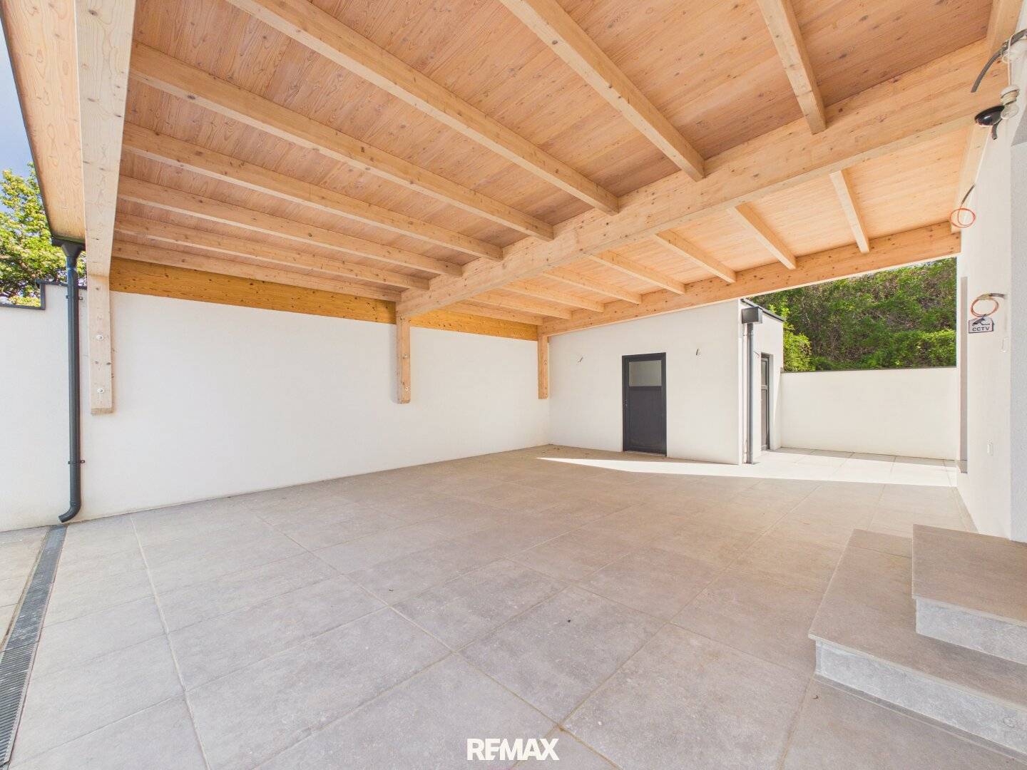 NEUBAU-ERSTBEZUG in Bad Sauerbrunn – modernes Einfamilienhaus mit Garten, Terrasse, Carport & Top-Ausstattung!