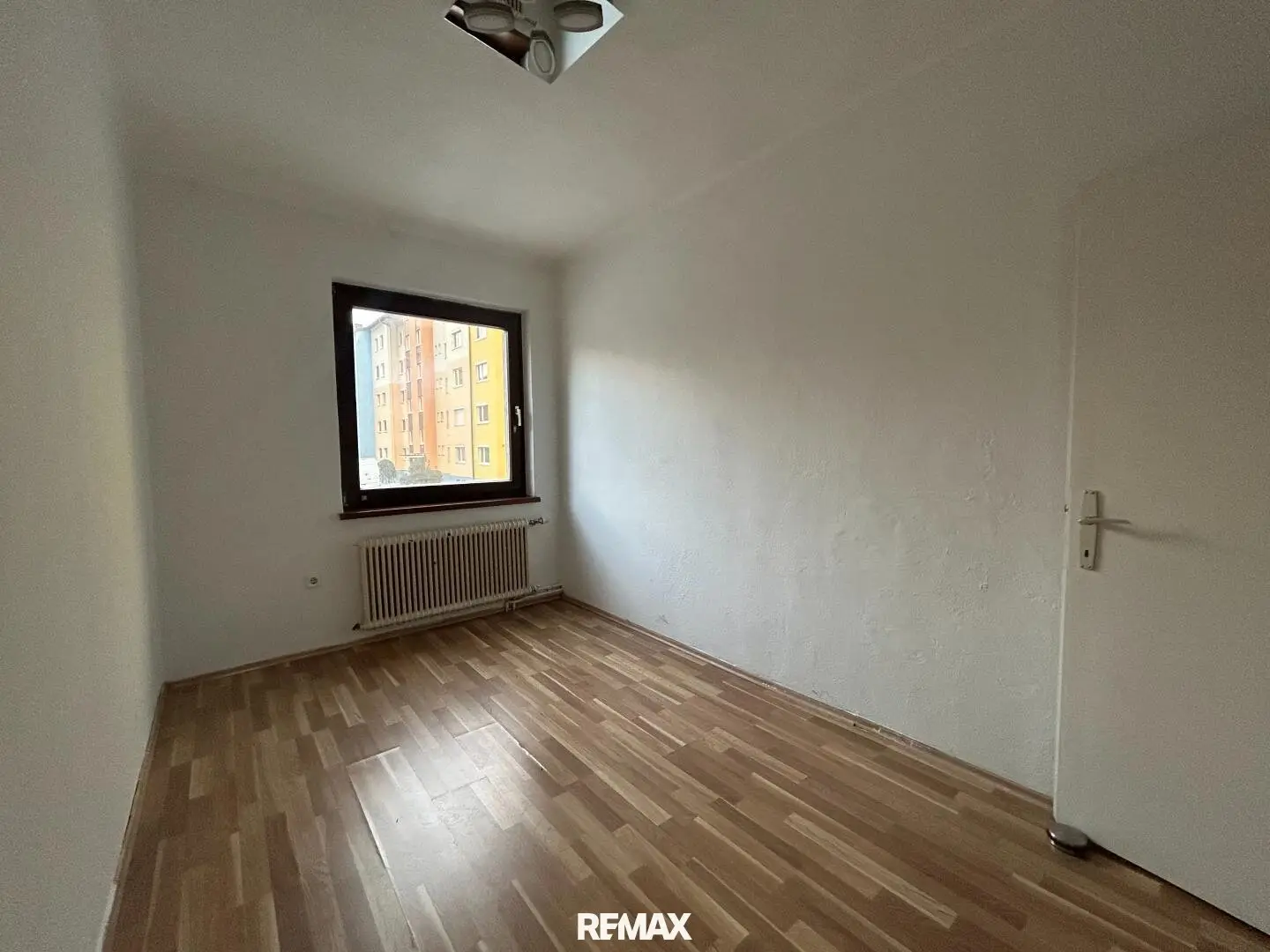 Wohnung with own garden and sunny balcony