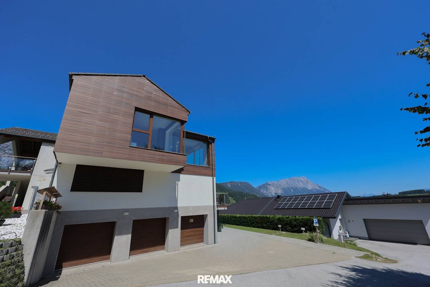 Penthouse neuwertig mit Panoramablick und Terrasse
