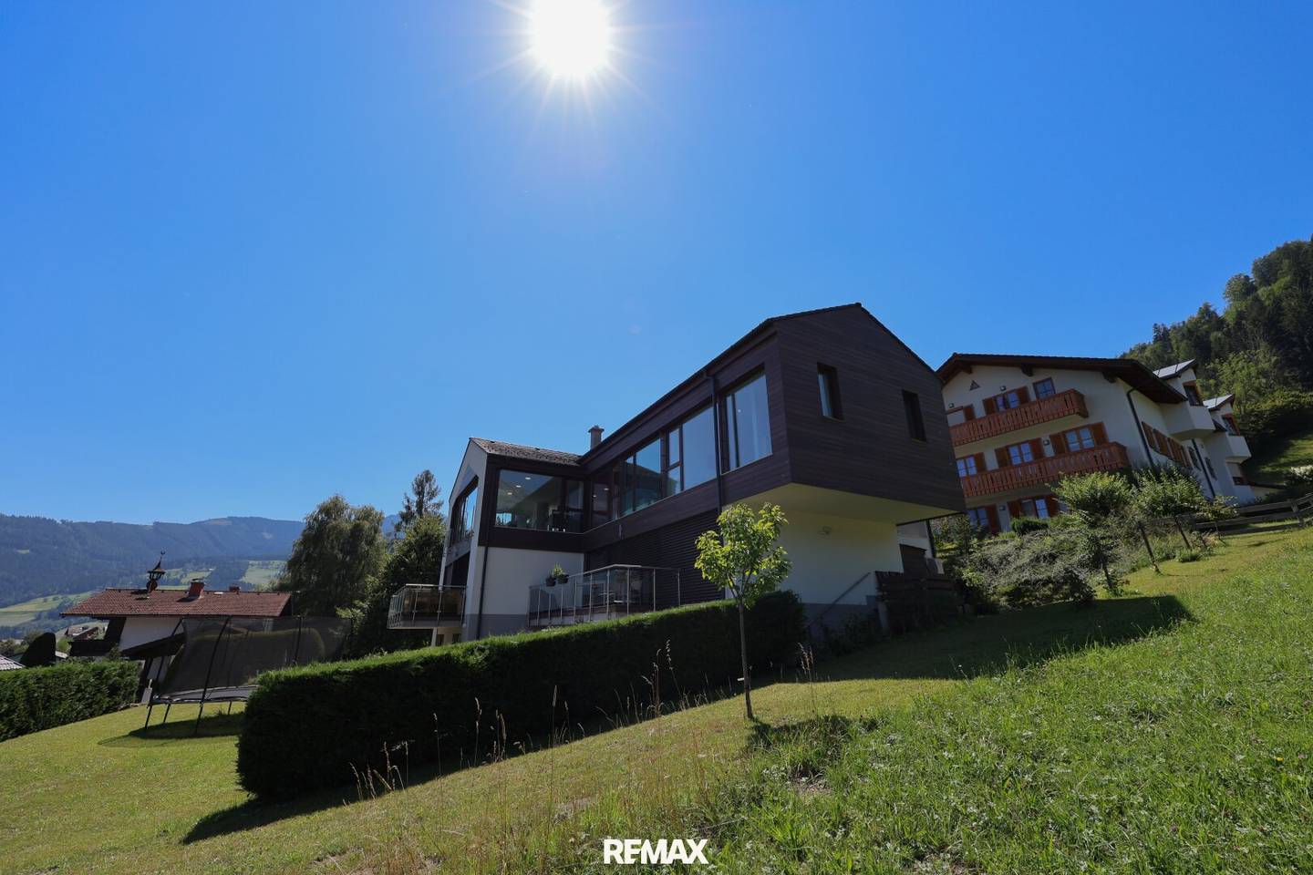 Penthouse neuwertig mit Panoramablick und Terrasse