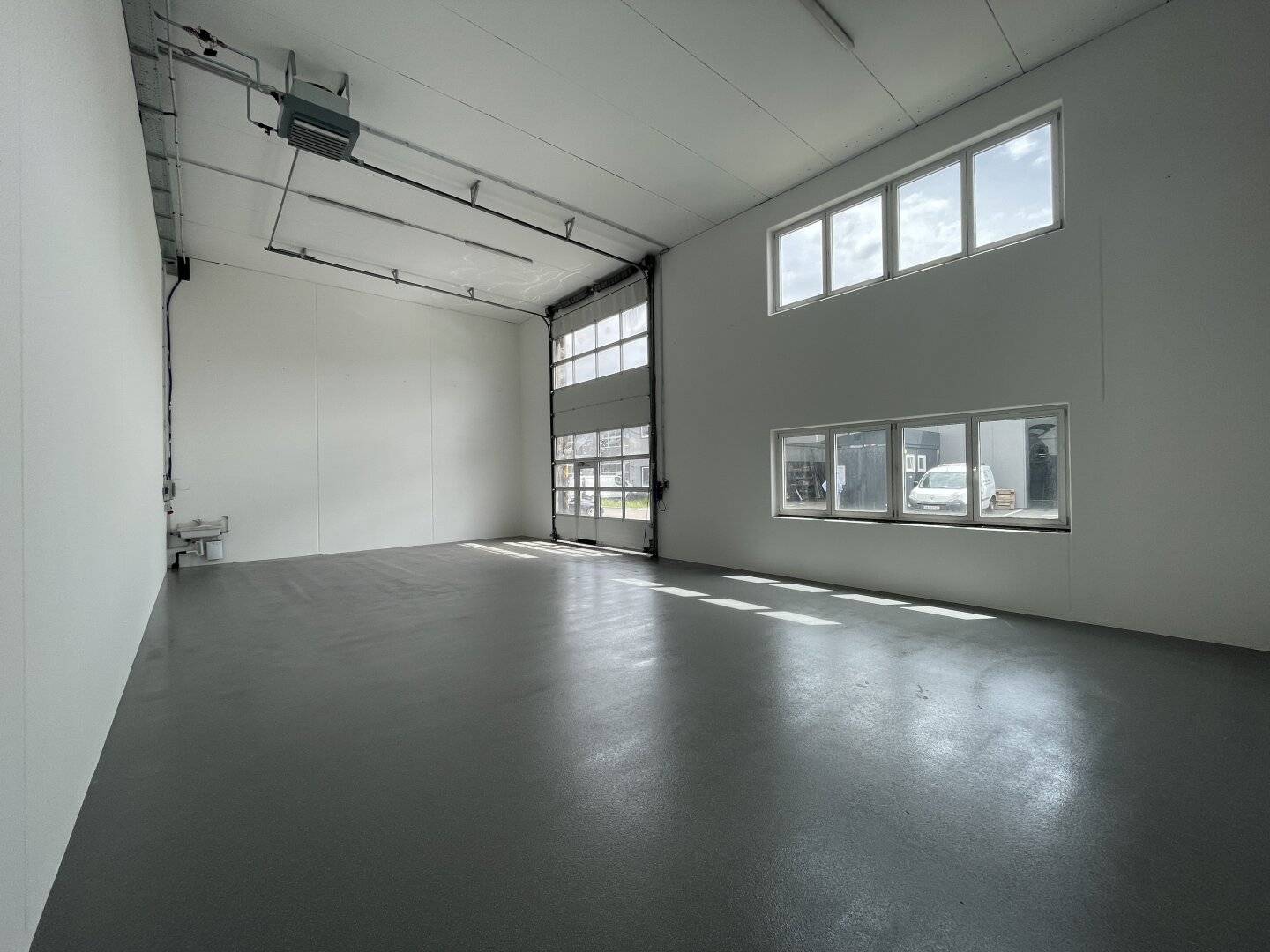 118m² Warehouse Regau Business Park