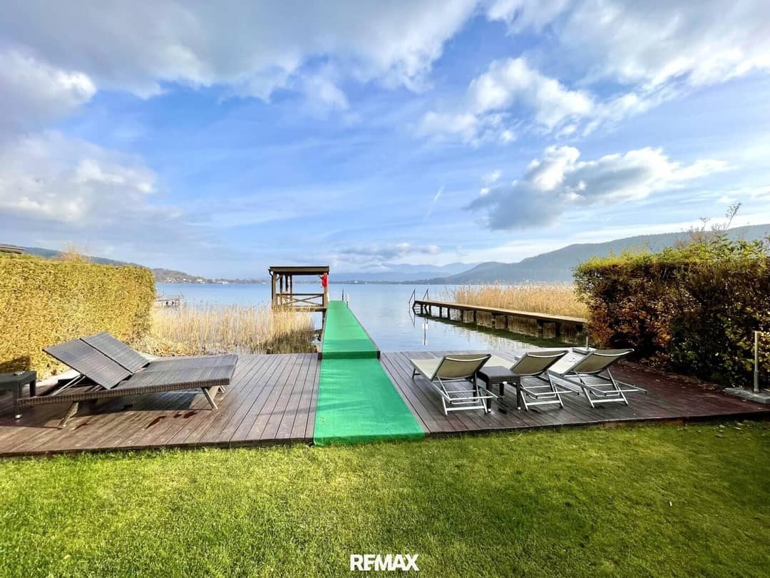 Modern apartment with private lake access at the Wörthersee