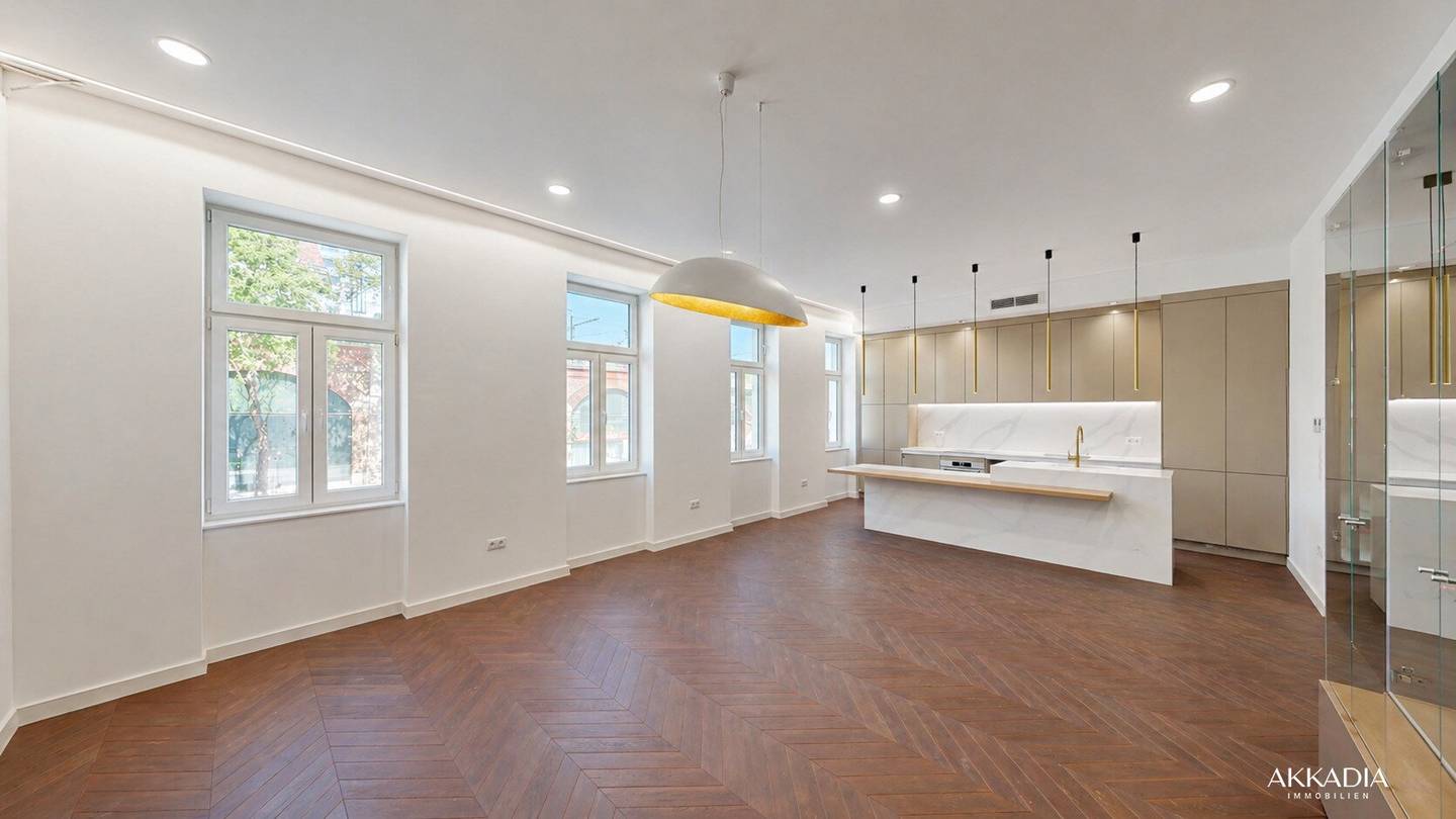 Wohnung mit hofseitiger Terrasse Erstbezug U6