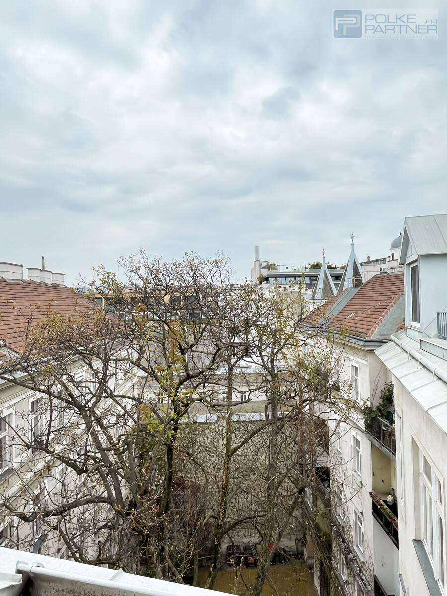 2-Room Apt with Terrace Alsergrund