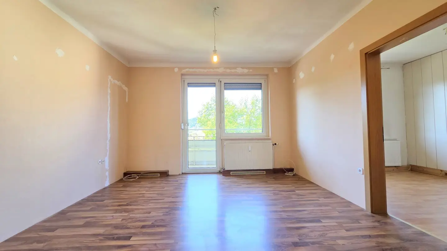 Helle Wohnung mit Loggia und Weitblick