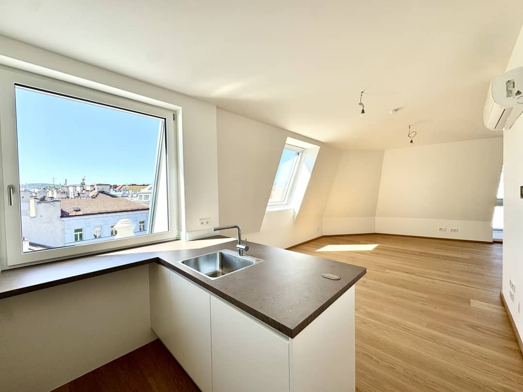 Neubau Erstbezug Maisonettewohnung mit Terrasse