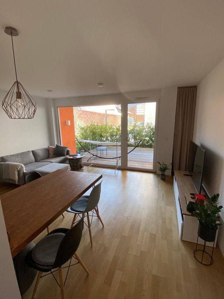 Single-Wohnung mit Garten in Hall