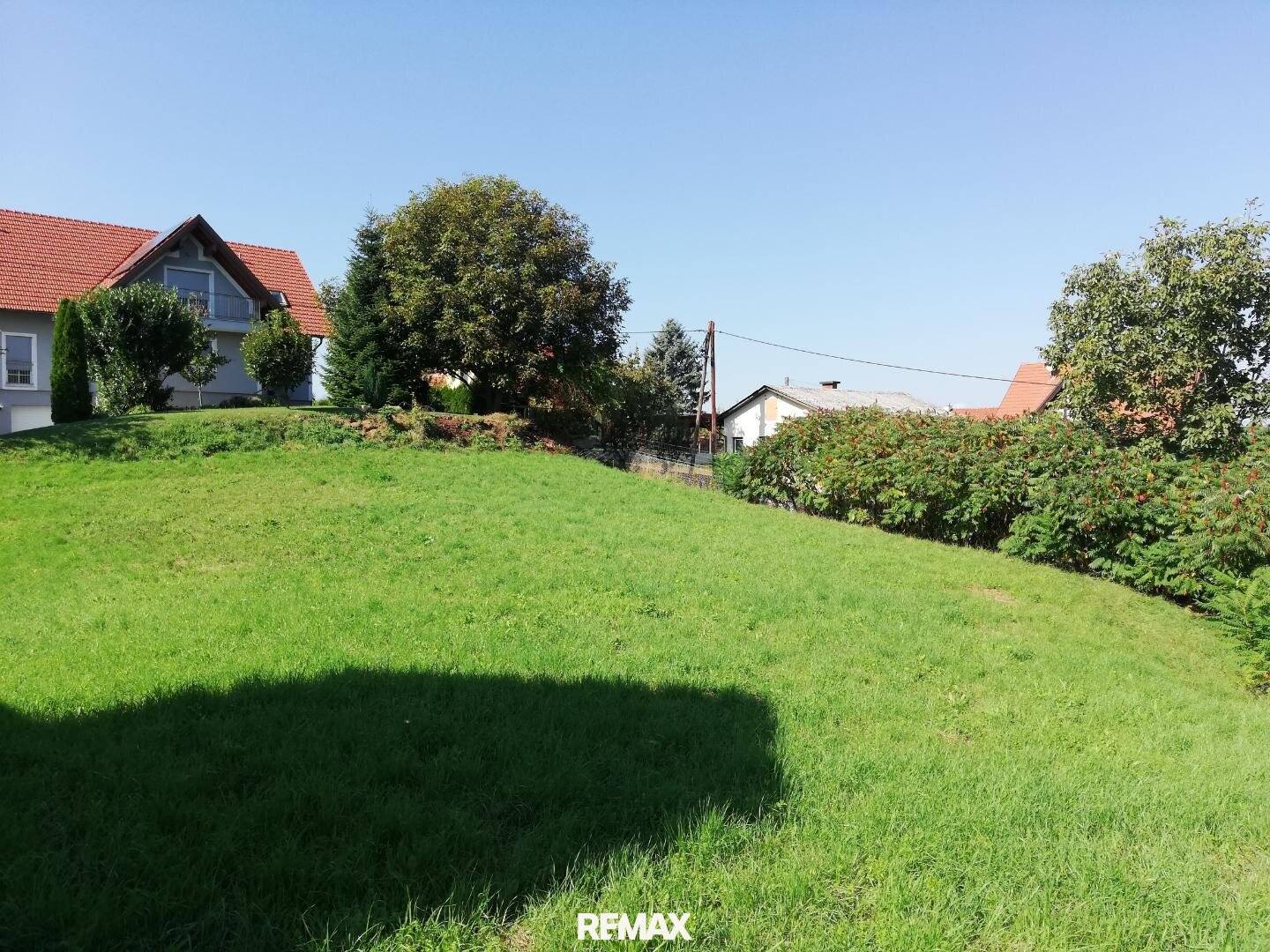 Wunderschöner Baugrund in den Weinbergen mit erstklassiger Aussicht