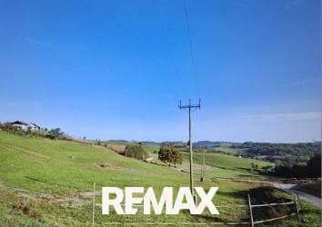 Agricultural land in Jarenina, prime location near the Austrian border in Jarenina? Wait: Correction needed.