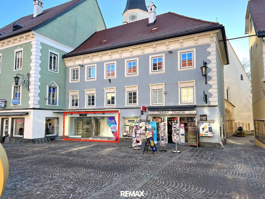 52 m² Shop Space at Main Square