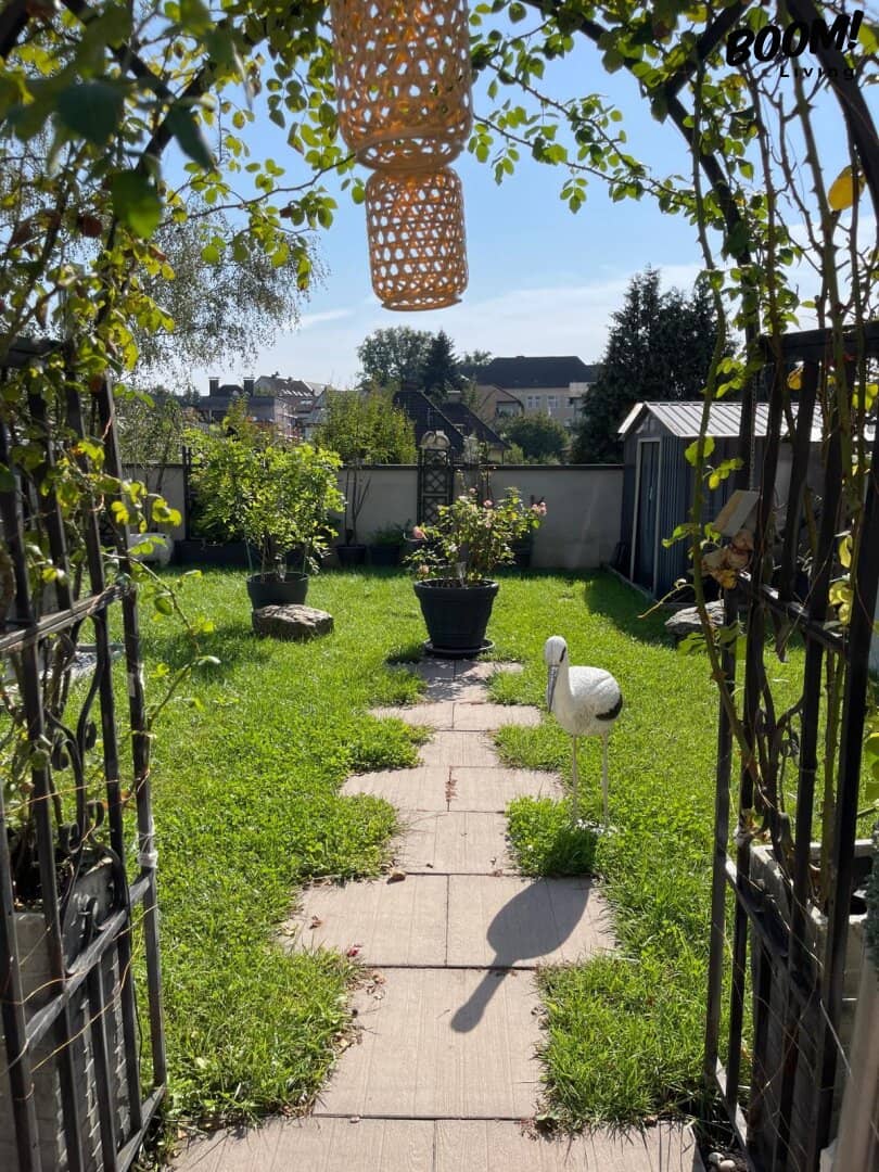 Wohnung neuwertig Terrasse und Garten stadtnah