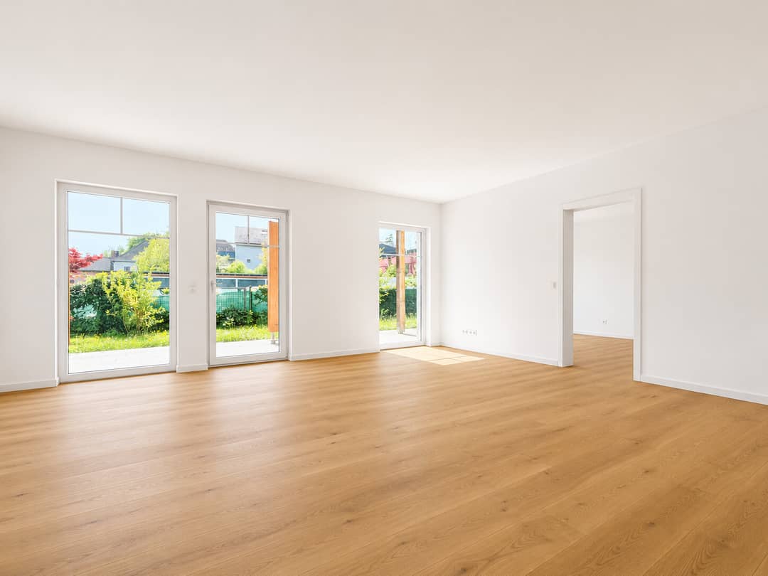 Erdgeschosswohnung mit zwei Terrassen und Gartenzugang