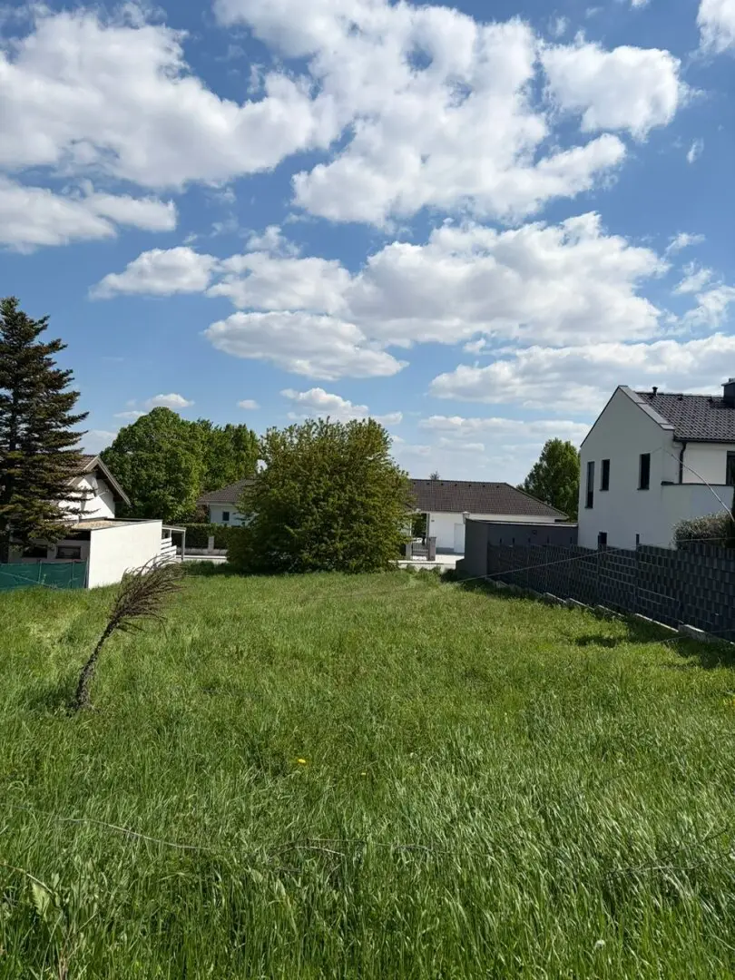 700 m² Grundstück in Breitenbrunn