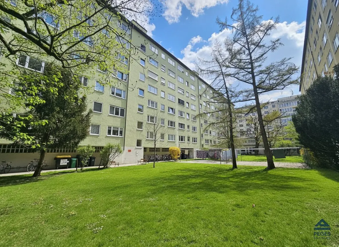 Apartment in Lehen near LKH with lift and courtyard