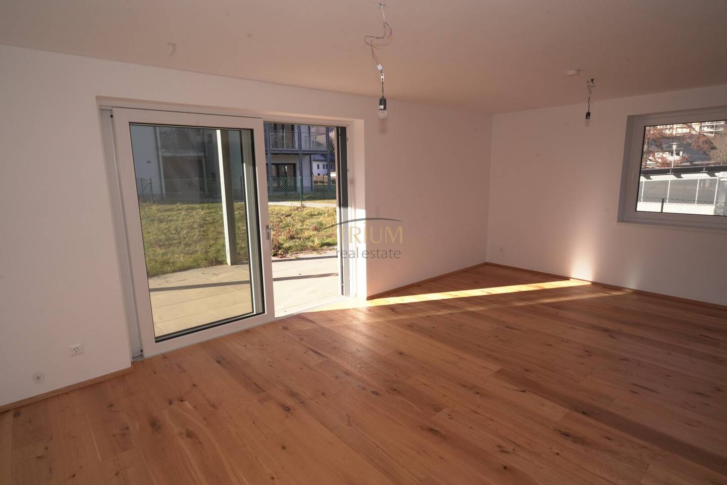 Apartment in quiet green with garden and terrace